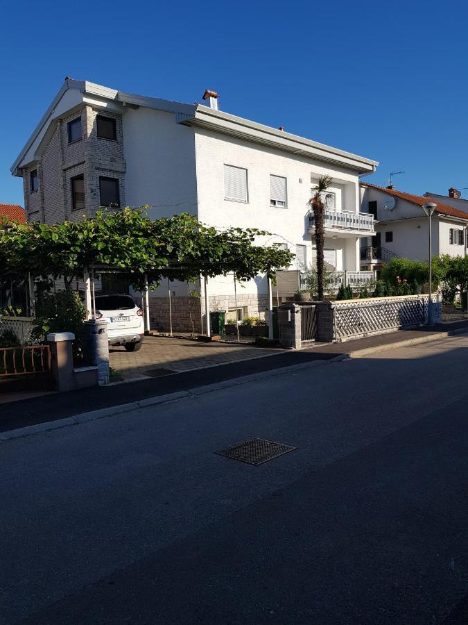 Zino Apartment Umag Exterior photo