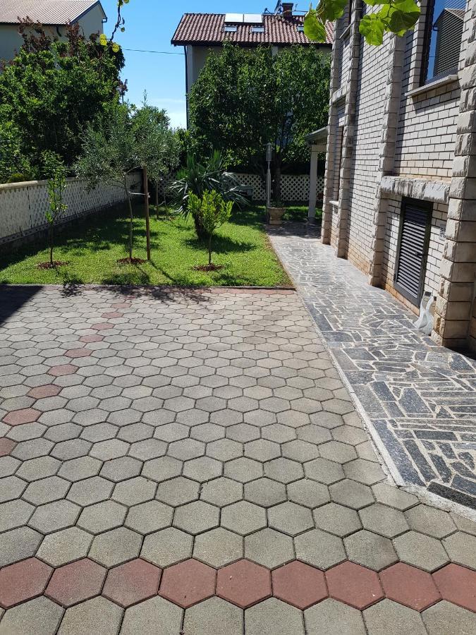 Zino Apartment Umag Exterior photo